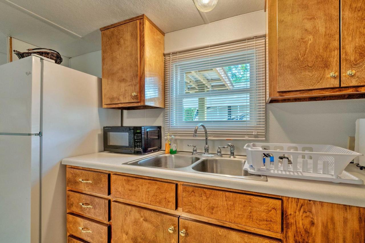 Cabin With Fire Pit, Walk To Steinhatchee River! Exterior photo